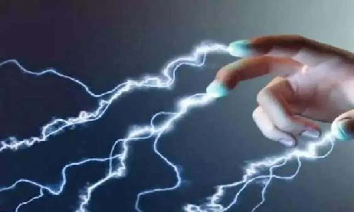 Cooler became the cause of death: Electricity took away two innocent lives, escaping the heat of the house became fatal