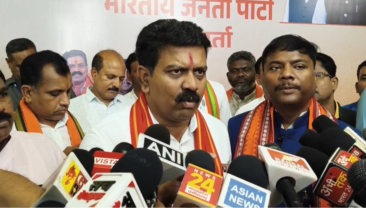 Jagdalpur News: Deputy Chief Minister Vijay Sharma counted the achievements of Modi government in 11 years, said - Narendra Modi is a Prime Minister who walks on the 'path of duty', not on 'Rajpath'