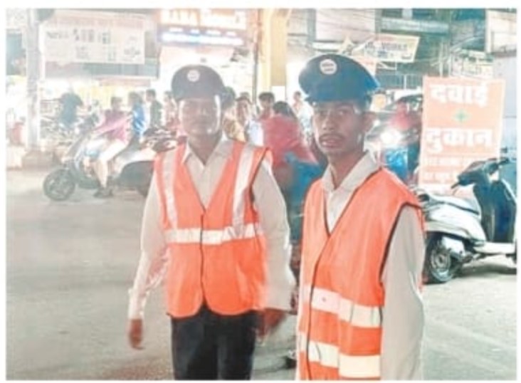 RAIPUR NEWS: Traffic Warden: Providing employment and service to the youth, also improving the traffic system in the capital