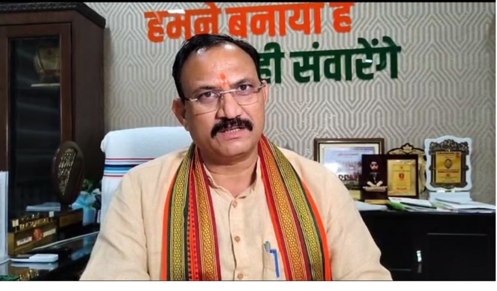 CG NEWS: Health Minister Shyam Bihari Jaiswal reached Jagdalpur, said Bastar will be malaria free, assured that super specialty hospital will be operational in 2 months